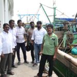 Kasimedu fishermen urge CM Vijay to retrieve 7 boats captured by Andhra Pradesh police