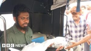 'தீ சூழ்ந்த போது 12 குழந்தைகளை காப்பாற்றினேன்; ஆனால் என் குழந்தையை இழந்தேன்'
