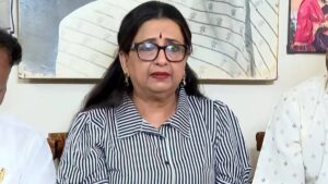 ராதாவுக்கு ஒரு பிரச்சனை இருக்கு! என் தங்கைக்காக யோசித்தேன்! அசிங்கப்படுத்திட்டாங்க! அம்பிகா உருக்கம்