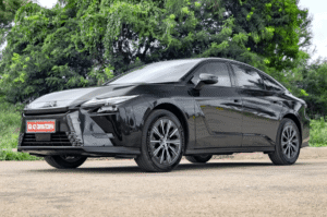 3 reasons to buy Lexus ES 350h and 2 not to