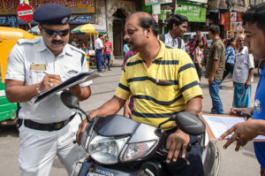 Supreme Court suggests adding unpaid traffic challans to electricity bills