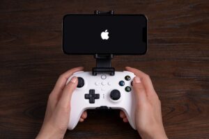 Apple is reportedly working on iPhone game controllers