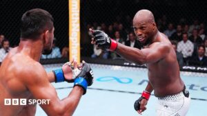 Fans boo as MVP wins in underwhelming UFC farewell