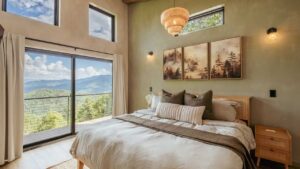 Where to Stay in Great Smoky Mountains National Park for Mountain Views and Fall Foliage