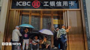 China to pump $54bn into state banks and insurers to boost economy