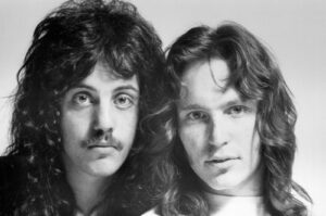 Billy Joel Announces Death of Early Bandmate Jon Small