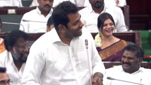 திமுக We miss you! சீக்கிரம் வாங்க சண்டை போடலாம்! சட்டசபை கடைசி நாளில் ஆதவ் அர்ஜுனா பேச்சு
