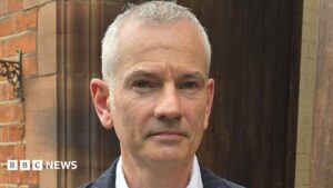 Tories pick ex-councillor to contest Starmer's seat