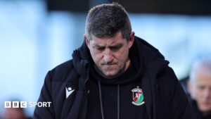 Devine to leave Glentoran after two and a half years