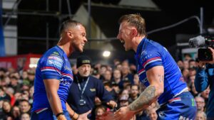 Wakefield through to first Super League semi-final with win over Leigh