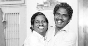 Dorothy: "'வேற டிரெஸ் இல்ல, சட்டையை கழட்டி கொடு'னு பாரதிராஜா கேட்டார்!" – நினைவுகள் பகிரும் இளையராஜா
