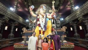 மும்பை சின்ச்போக்லி சிந்தாமணி விநாயகர் விழா தொடங்கியது.. அதானி குடும்பத்தினர் நேரில் தரிசனம்