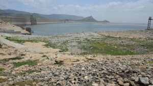 Mettur dam level falls below 65 feet