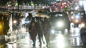 Monsoon wet spell to pause over T.N.; rain likely to revive on November 1