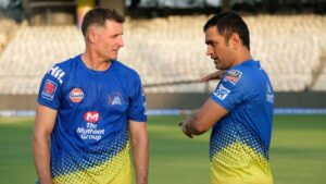 CSK: ஒரே நாளில் 5 பயிற்சியாளர்களை வீட்டுக்கு அனுப்பிய சிஎஸ்கே.. மைக் ஹஸ்ஸி, எரிக் சிம்மன்ஸ் நீக்கம்