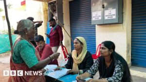 இடைத்தேர்தல் நேரலை: தாராபுரத்தில் 68.08%, மதுராந்தகத்தில் 70.31% வாக்குப்பதிவு
