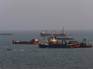 Iran says Hormuz to remain closed until US meets conditions