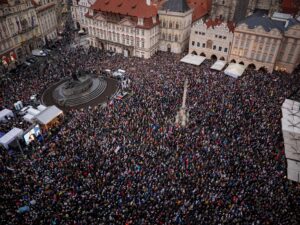 Thousands protest in Prague against public media funding reforms