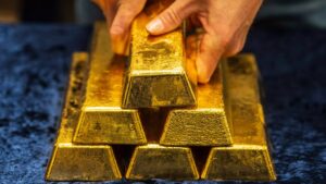 Gold Price: 1.5 லட்சத்திற்குக் கீழ் சரிவு.. அடுத்து என்ன நடக்கும்.. ?மக்களே உஷார்..!!