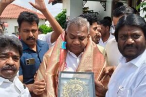 “துரோகம் மறக்காது!” அதிமுகவுக்கு டாடா காட்டிய முன்னாள் MLA… தவெகவில் திடீர் ஜம்ப்!