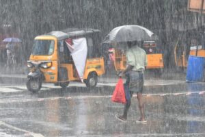 TN Weather: 9 மாவட்டங்களில் கனமழைக்கு வாய்ப்பு.. வானிலை மையம் வார்னிங்!