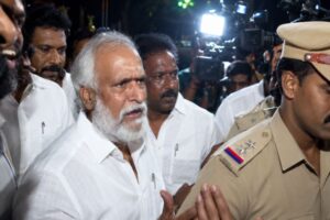 அன்பில் மகேஷைத் தொடர்ந்து சேகர் பாபு…அடுத்தடுத்து சிக்கும் திமுக மாஜிக்கள்!