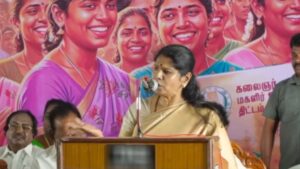 திடீரென வந்த போன் கால்! ஸ்கிரிப்டை காதில் சொல்லிய ராஜ்மோகன், உடனே அழுத சத்யபாமா! கனிமொழி கிண்டல்