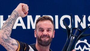 Smith beats Schindler in Dortmund thriller after Littler's QF exit