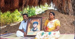 'புள்ளையைத்தான் இழந்துட்டோம்; நீதியையாச்சு கொடுங்களேன்…' – கண்ணீருடன் கவினின் தாய்!